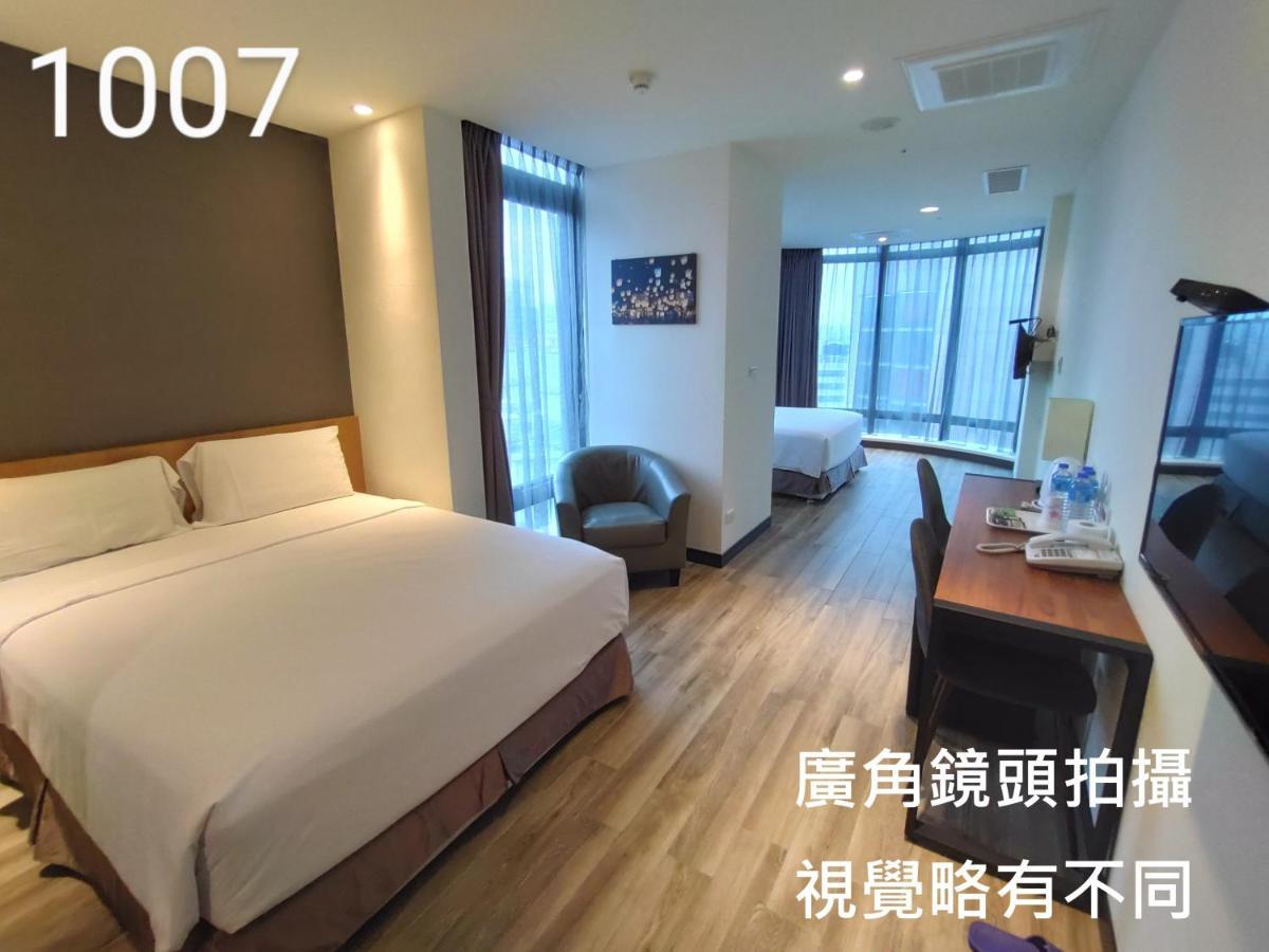 Honest & Warm Hotel Taoyuan Eksteriør bilde