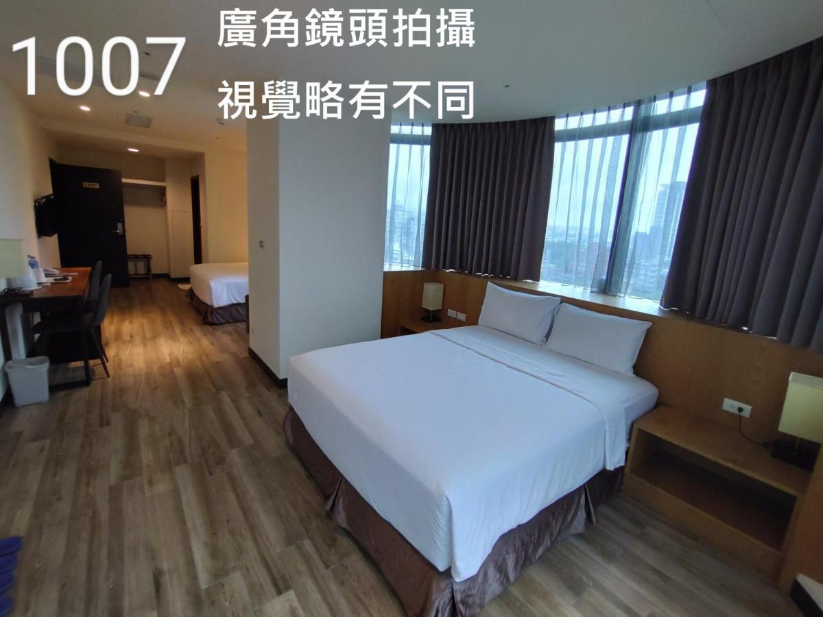 Honest & Warm Hotel Taoyuan Eksteriør bilde